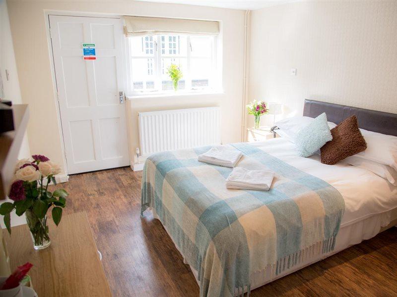 Stay And Relax At The Yew Tree Manuden Bagian luar foto